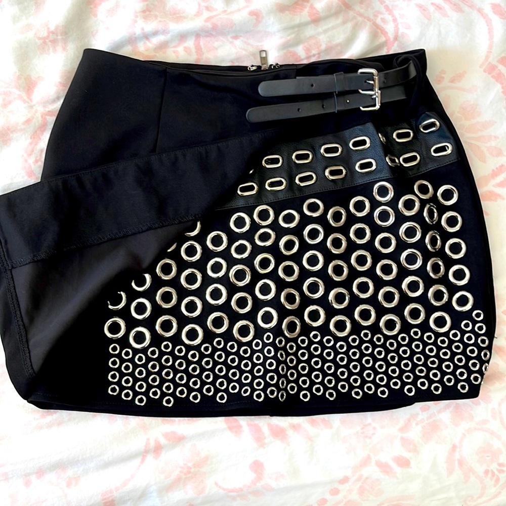 mini skirt Fashion nova SOLD !